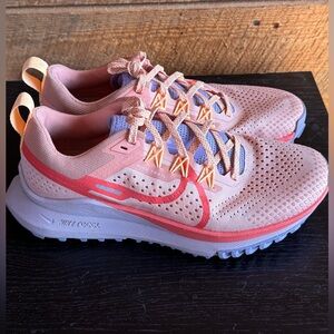 Nike React Pegasus Trail 4 Women’s size 7 in Arctic Orange/Purple Pulse